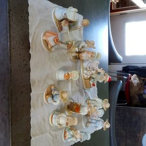 Circle of friends figurines